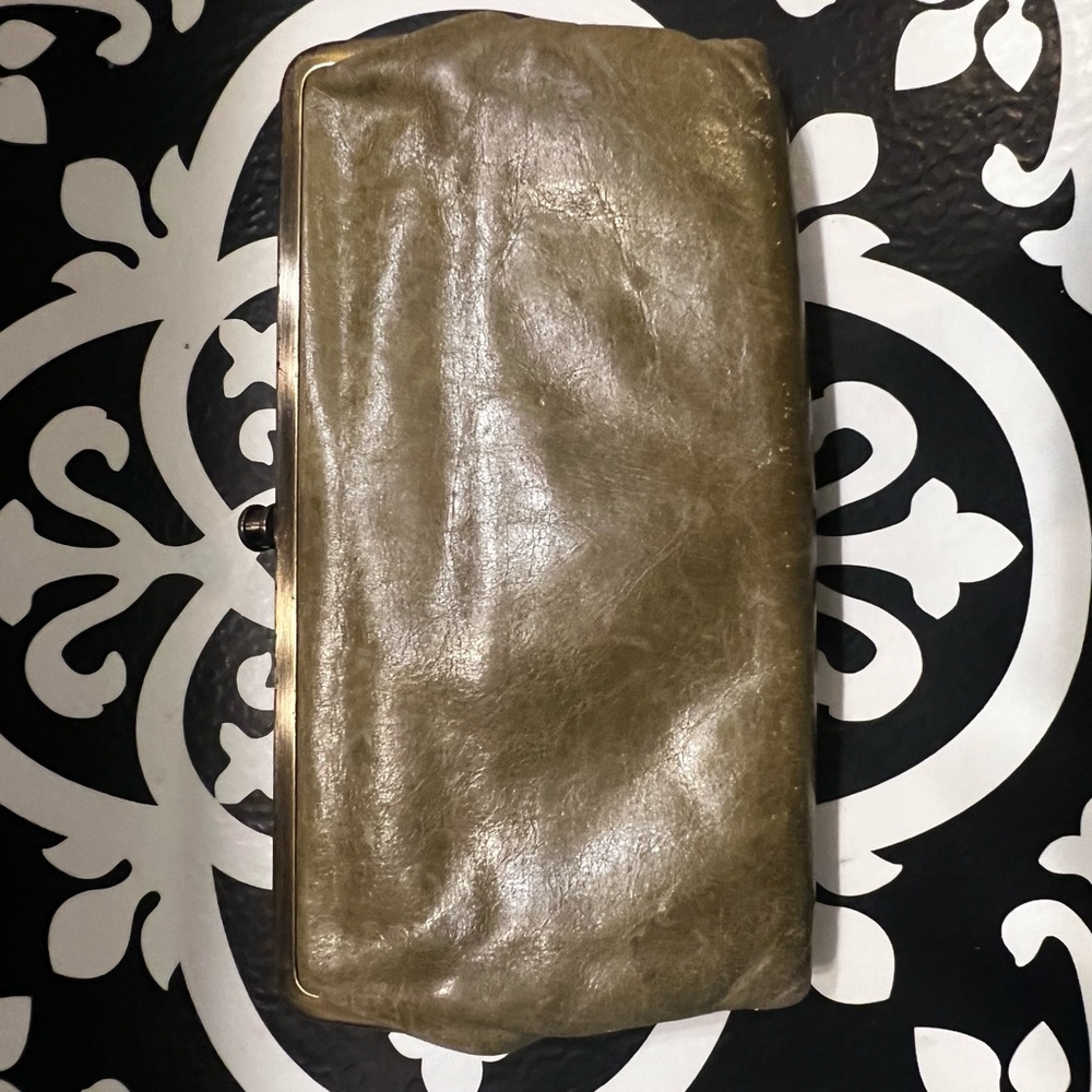 Hobo Lauren Clutch Wallet - image 6